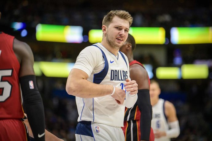 El base de los Dallas Mavericks Luka Doncic