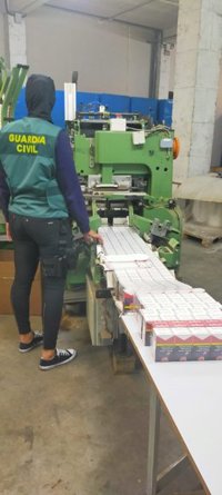 Registran naves en Ourense, Pontevedra y Valladolid en la desarticulación de un grupo que producía tabaco ilegalmente