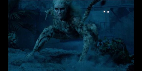 3. Cheetah, salvaje y desatada en el tráiler de Wonder Woman 1984 de la DC Fandome