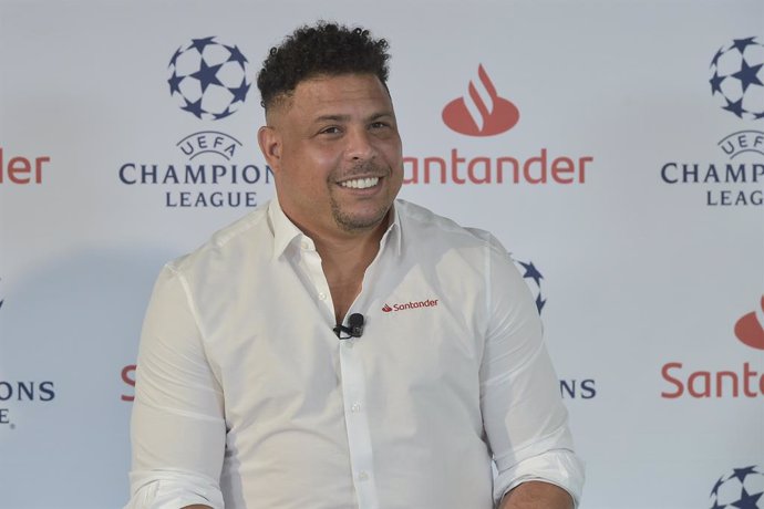 Fútbol/Champions.- Ronaldo: "Dejar salir a Messi no es la solución del Bara"