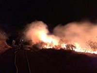 Los medios aéreos retoman las descargas en La Palma y los terrestres se centran en los puntos calientes