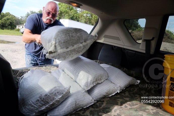 EEUU/México.- Las tormentas 'Laura' y 'Marco' podrían retroalimentarse en forma 