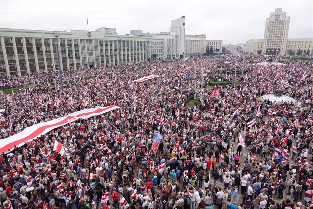 Manifestación de la oposición en Minsk, Bielorrusia