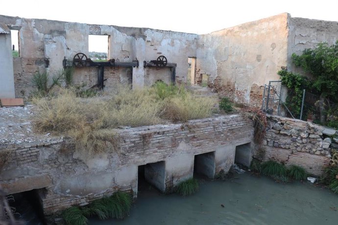Huermur denuncia el "mal estado" del molino de Funes, en la huerta de Murcia