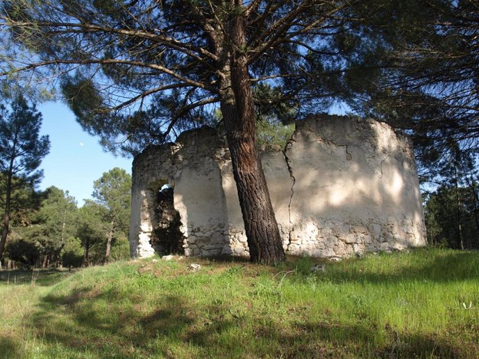 Palomar levantado en el emplazamiento del desaparecido convento agustino de Santa María del Pino.