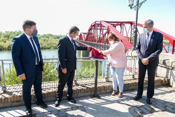 Inauguración de la rehabilitación del Puente de Hierro de Talavera de la Reina
