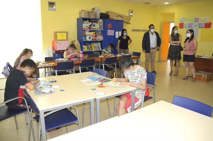 Clases De Refuerzo Durante Julio Para Menores En Situación De Vulnerabilidad En El Aula Socioeducativa en Boadilla (Madrid)