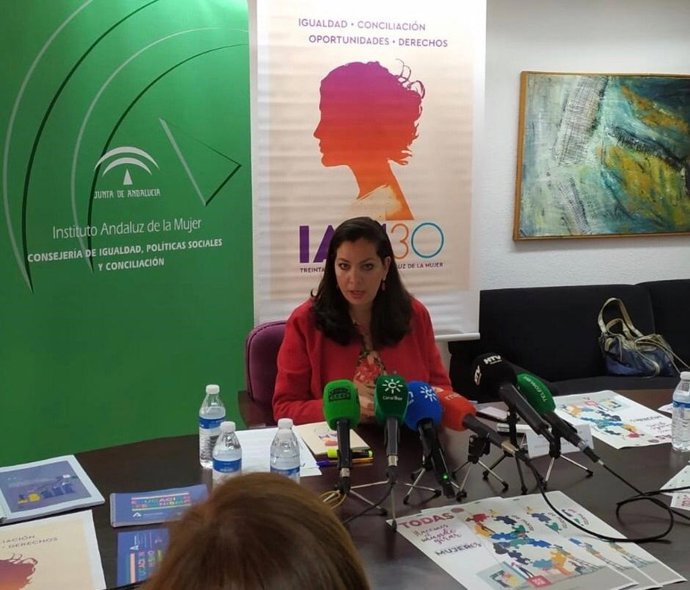 La asesora de programa del Instituto Andaluz de la Mujer (IAM) en Huelva, María Martín, en una imagen de archivo.