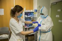 Cantabria tiene 34 casos activos de COVID-19 entre los profesionales sanitarios