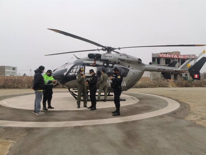 Helicóptero de la Policía de Perú