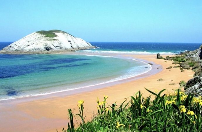 Playa de Covachos, Cantabria