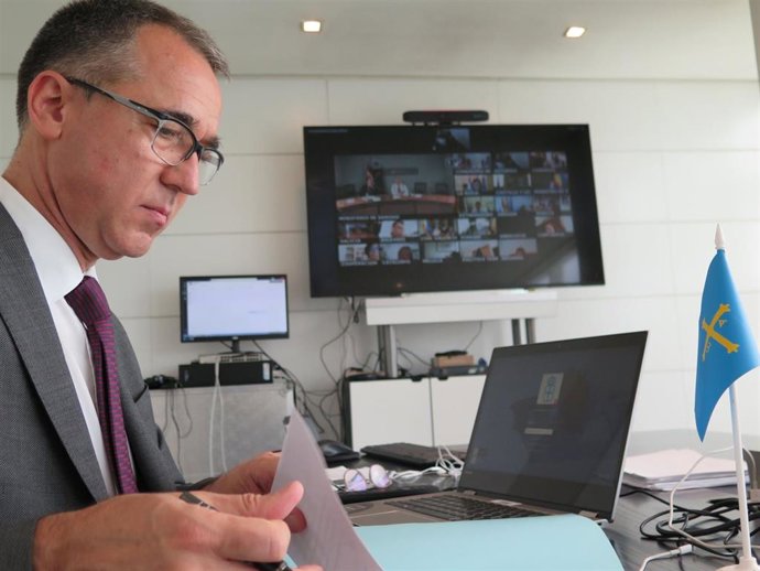 El consejero de Salud del Principado, Pablo Fernández Muñiz