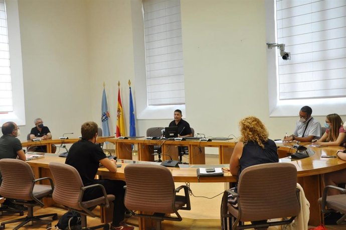 O Bng Comparte As Demandas Da Comunidade Educativa E Pide Responsabilidade Á Xunta Para A Volta "Presencial E Segura" Ás Aulas