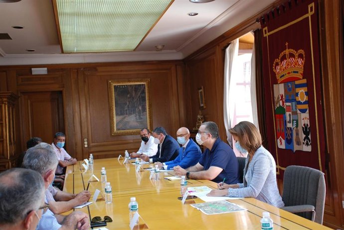 Mesa de evaluación de las consecuencias del incendio de Lober de Aliste celebrada este miércoles en la Diputación Provincial de Zamora.