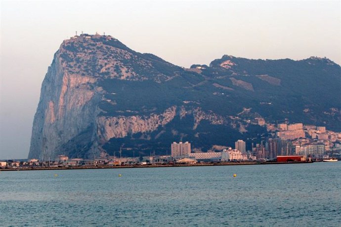 Coronavirus.- Gibraltar confirma ocho casos activos nuevos de residentes y seis 