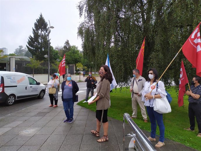 Delegados de la CIG presentan una denuncia ante la Inspección de Trabajo para pedir garantías para las trabajadoras de escuelas infantiles