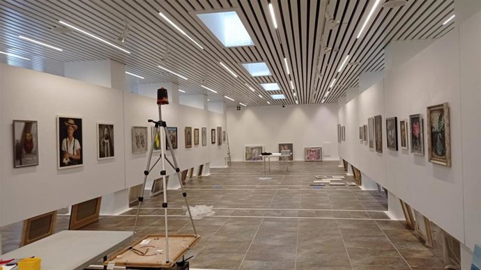 La Sala de la Provincia de la Diputación de Huelva se prepara para la nueva temporara.