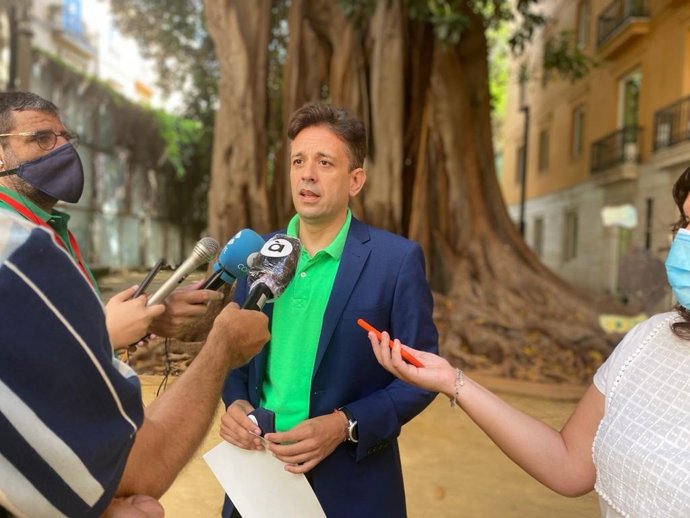 El portavoz de Sanidad del Grupo Parlamentario Popular (GPP), Juan José Zaplana,