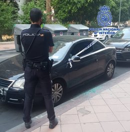 Nota Prensa: "La Policía Nacional Detiene A Un Hombre Que Acababa De Robar En El Interior De Un Vehículo En Pleno Centro De La Ciudad"