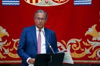 Madrid respalda el plan de Celaá, "un documento razonable" y "de mínimos" que "se debía haber debatido hace semanas"