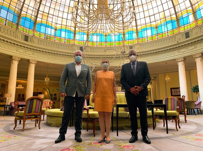 La Comunidad de Madrid transmite un mensaje de seguridad al turismo en la reapertura del Westin Palace