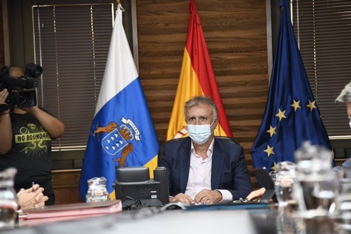 El presidente de Canarias, Ángel Víctor Torres, este jueves en Consejo de Gobierno