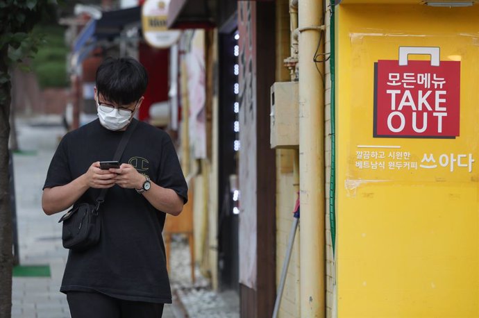 Coronavirus.- Corea del Sur amplia una semana más las restricciones tras un repu