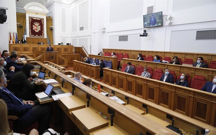 Pleno en las Cortes.