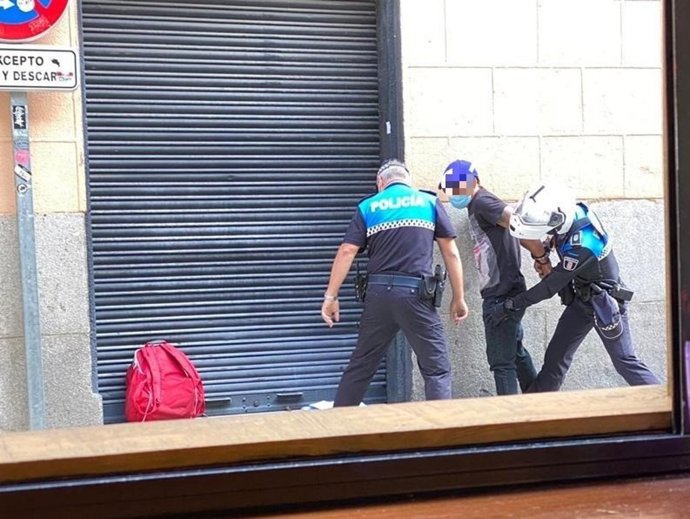 Momento de la detención del presunto homicida.