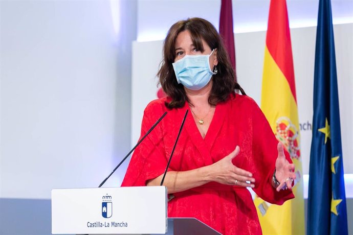 La consejera de Igualdad y portavoz, Blanca Fernández, en rueda de prensa