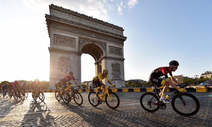 Ciclismo/Tour.- (Previa) Bernal defiende maillot amarillo en el Tour de la pande