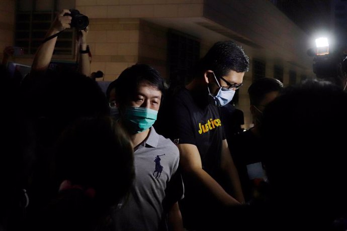 China.- Periodistas y policía de Hong Kong cruzan acusaciones sobre un incidente