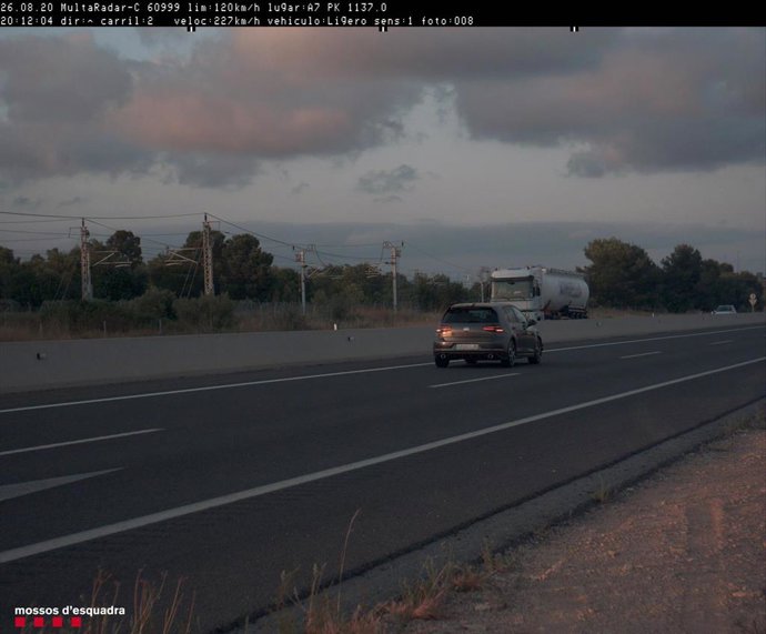 Denunciado un conductor por circular a 227 kilómetros por hora en Mont-roig