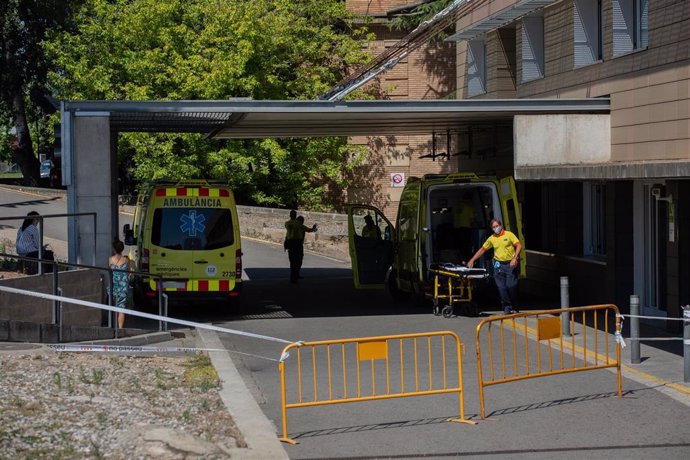 Ambulancias en el Hospital Arnau de Vilanova de Lleida