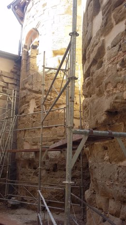 Comienzan los trabajos de restauración de los ábsides de la iglesia de San Pedro el Viejo, en Huesca.