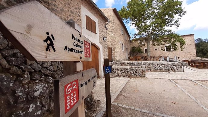 El Consell de Mallorca reabre refugios que estaban cerrados desde la declaración del estado de alarma.