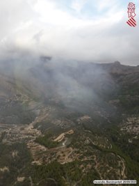 Estabilizado el incendio de Benimantell (Alicante), con 150 hectáreas afectadas