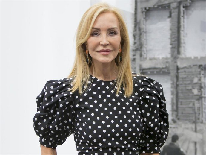 Carmen Lomana en la feria Arco