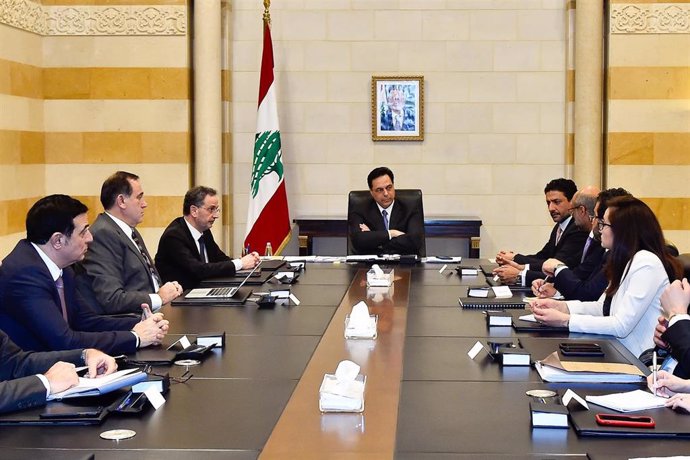 Una delegación del FMI visita Líbano