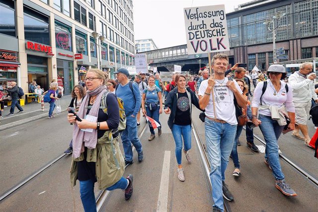 Protesta contra la medidas frente al coronavirus en Berlín