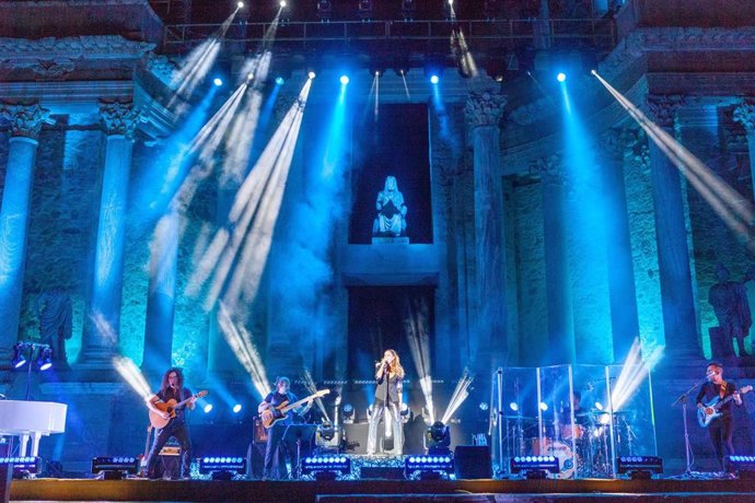 Pastora Soler en su actuación en el Stone&Music Festival de Mérida