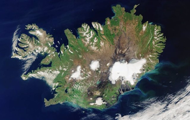 Islandia, libre de nubes en agosto de 2020