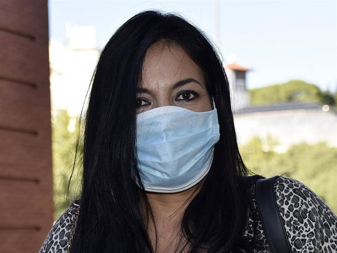 Lely Céspedes, con la mascarilla reglamentaria contra el Covid-19