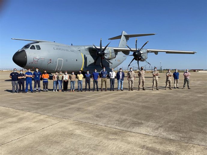 Avión A400M revisado en la Maestranza Aérea