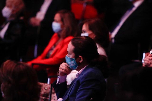 El vicepresidente segundo del Gobierno, Pablo Iglesias, durante la conferencia ofrecida por el presidente del Gobierno, Pedro Sánchez, bajo el título 'España puede. Recuperación, Transformación, Resiliencia' que sintetiza el espíritu colectivo al que el p