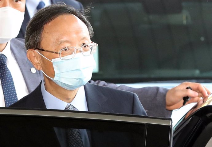 21 August 2020, South Korea, Busan: Yang Jiechi, a member of the Political Bureau of the Communist Party of China Central Committee, arrives at Gimhae International Airport for a two-day visit. Photo: -/YNA/dpa