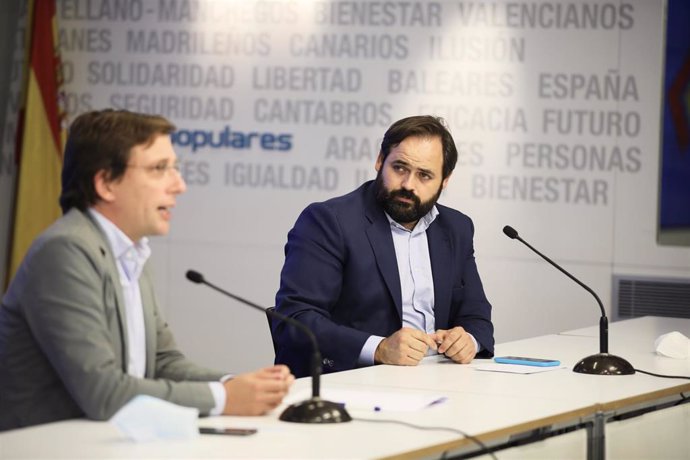 El presidente regional del PP, Paco Núñez, y el alcalde de Madrid y portavoz nacional del PP, José Luis Martínez-Almeida