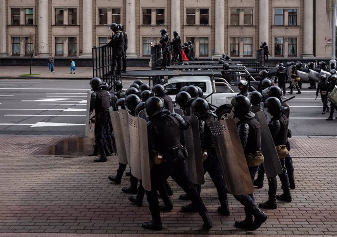 Bielorrusia.- Al menos 173 detenidos durante las manifestaciones del domingo en 