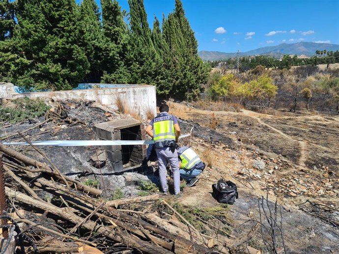 Inspección del incendio de Estepona (Málaga)