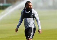 Adama Traoré no viaja con la selección por un positivo no concluyente